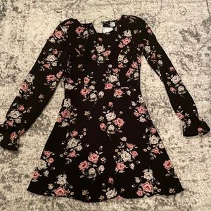 H&M long sleeve dress size 2! NWT $15